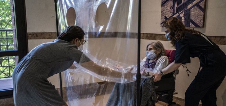 Residencia de Ballesol en Valencia Ballesol devuelve los abrazos a las residencias